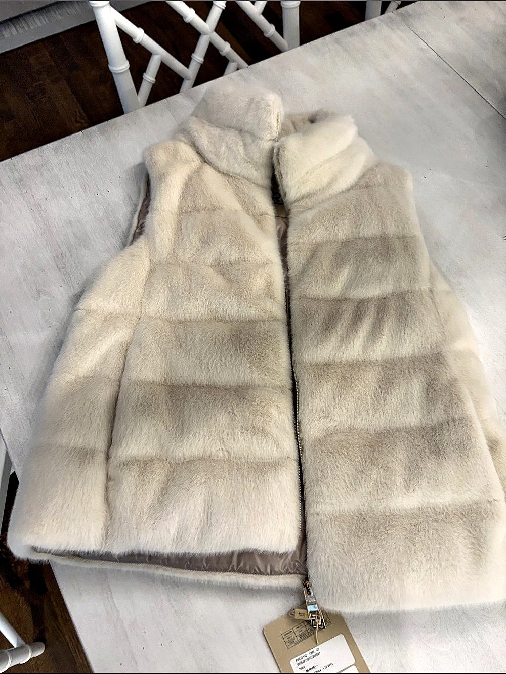 Herno Resortfur Faux Fur Vest Cream Size 42 NWT